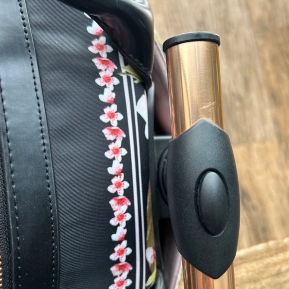 Limited edition Ted baker London Peach Blossom Carry-On - Picture 10 of 16